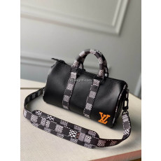 LOUIS VUITTON-M80202 루이비통 블랙 키폴 나노