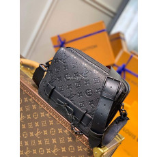 LOUIS VUITTON-M57307 루이비통 블랙 모노그램 토리옹 스티머 메신저