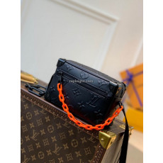 LOUIS VUITTON-M58906 루이비통 블랙 모노그램 패턴 미니 소프트 트렁크