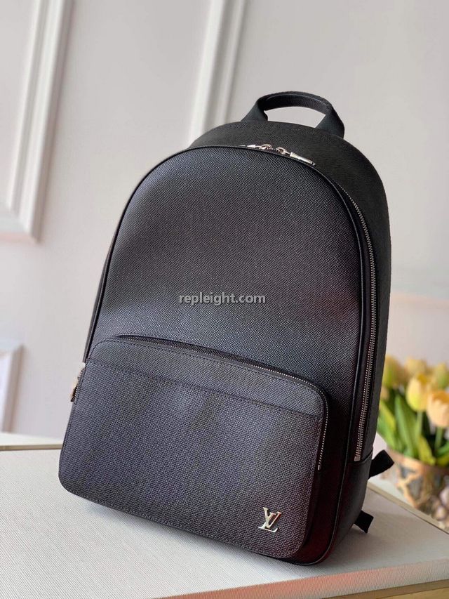 LOUIS VUITTON-M30258 루이비통 블랙 타이가 알렉스 백팩