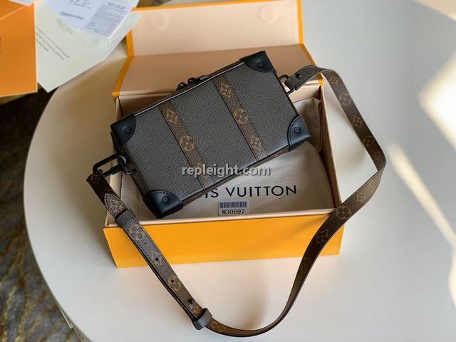 LOUIS VUITTON-M30697 루이비통 카키 그린 타이가 소프트 트렁크 월릿