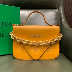 BOTTEGA VENETA-667399 보테가 베네타 코브 마운트 스몰 엔벨롭 백