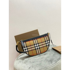 BURBERRY-80434051 버버리 아카이브 베이지 빈티지 체크 코튼 올림피아 숄더백