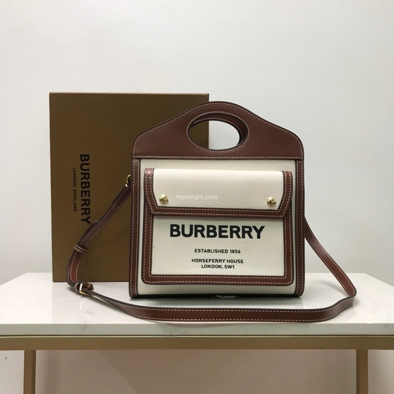 BURBERRY-80367841 버버리 브라운 스몰 투톤 캔버스 레더 포켓 토트