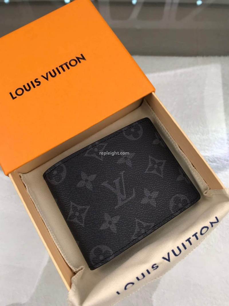 LOUIS VUITTON-M61695 루이비통 모노그램 이클립스 멀티플 월릿