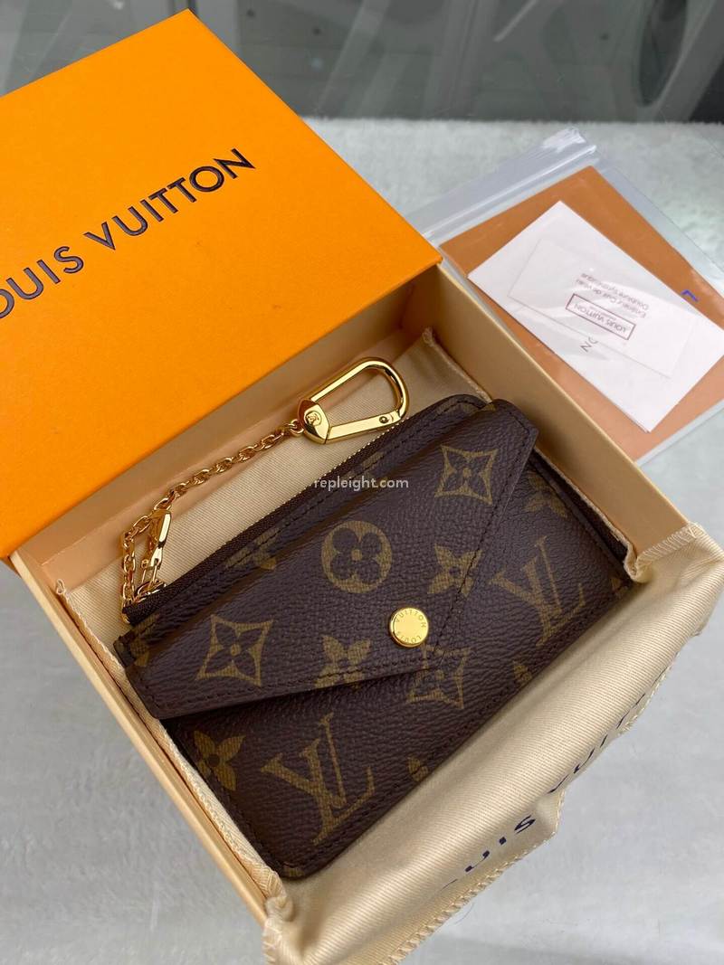 LOUIS VUITTON-M69431 루이비통 모노그램 카드 홀더 렉토 베르소