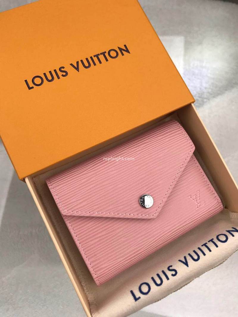 LOUIS VUITTON-M62946 루이비통 핑크 에삐 빅토린 월릿