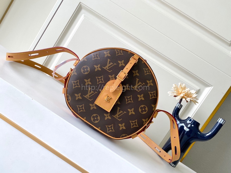 LOUIS VUITTON-M45647 루이비통 부아뜨 샤포 수플