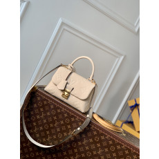 LOUIS VUITTON-M46008 루이비통 마들렌 BB