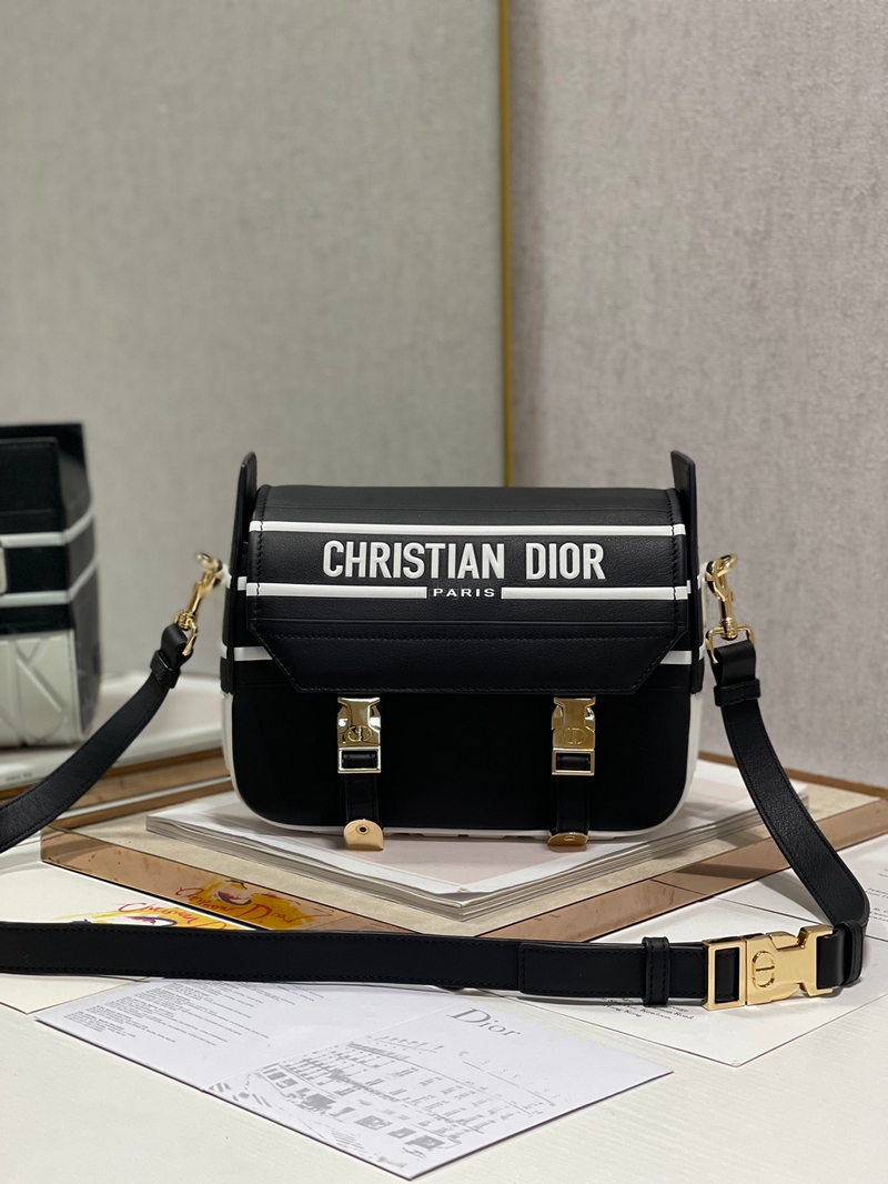 DIOR- 디올 M1243ODDD_M911 DIORCAMP 스몰 백 화이트 & 블루 스무스 송아지 가죽