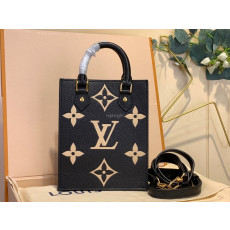 LOUIS VUITTON-M81416 쁘띠 삭 플라