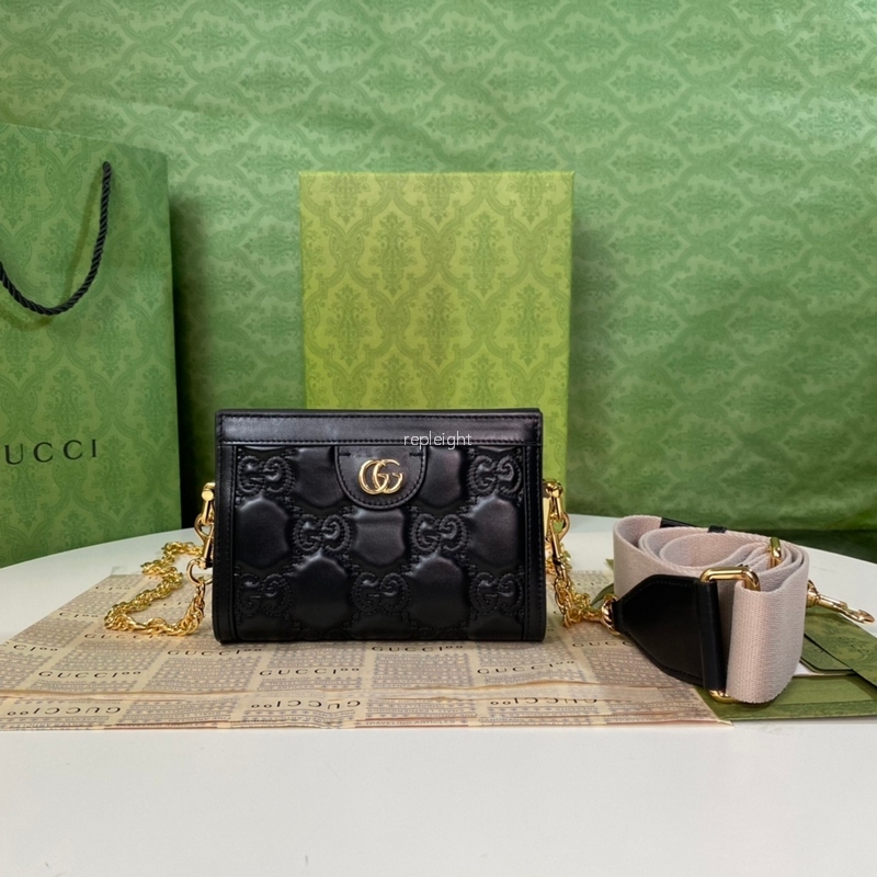 GUCCI-‎702228 UM8HG 1046 GG 마틀라세 레더 미니 핸드백