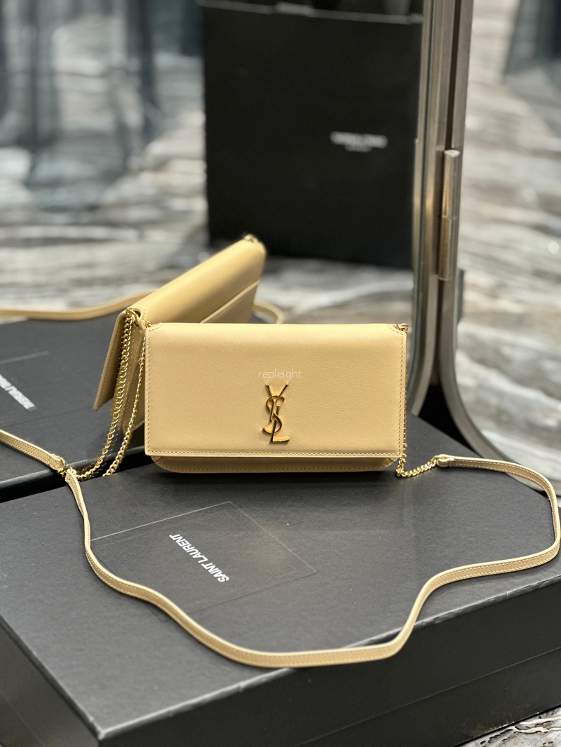 YSL-6350950U40J2721 MONOGRAM 폰 홀더