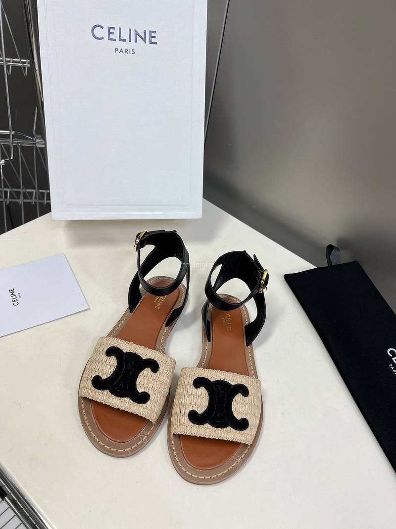 셀린느- CELINE 352402248C.02BL LYMPIA FLAT STRAP SANDAL