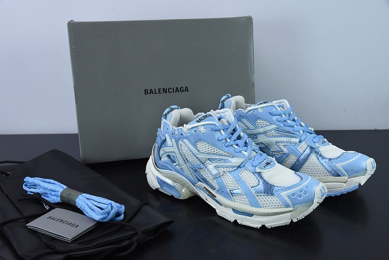 발렌시아가- BALENCIAGA 677402W3RB29744 RUNNER 스니커즈 라이트 블루  (남여공용)