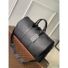 LOUIS VUITTON-M21420 키폴 반둘리에 50