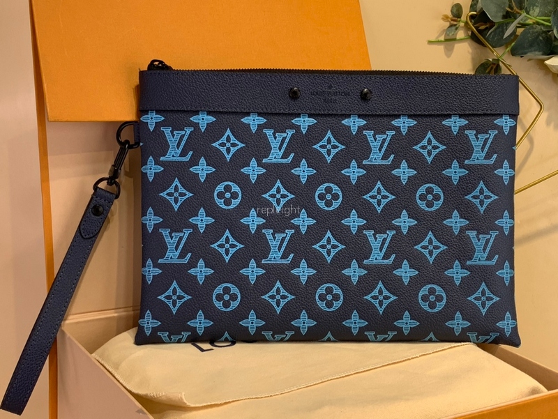 LOUIS VUITTON-M82321 포쉐트 투고