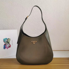 PRADA-1BC181_2AIX_F0KL5_V_OOO 탑스티치가 있는 라지 가죽 숄더백