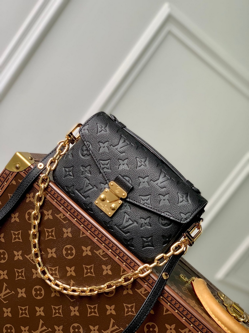 LOUIS VUITTON-M46595 포쉐트 메티스 이스트 웨스트