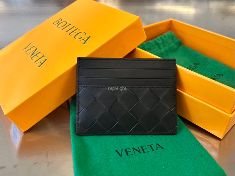 보테가 베네타- BOTTEGA VENETA 635057VCPQ38803 인트레치아토 카드 케이스