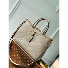 LOUIS VUITTON - 루이비통 M46504 트라이아논 MM