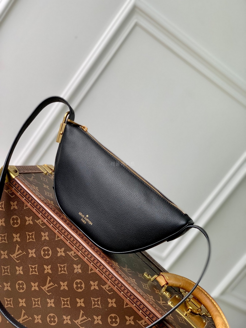 LOUIS VUITTON-루이비통 M11429 로우 키 범백