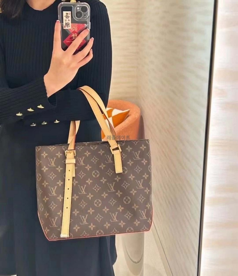 LOUIS VUITTON-루이비통 M12095 NEW 피아노